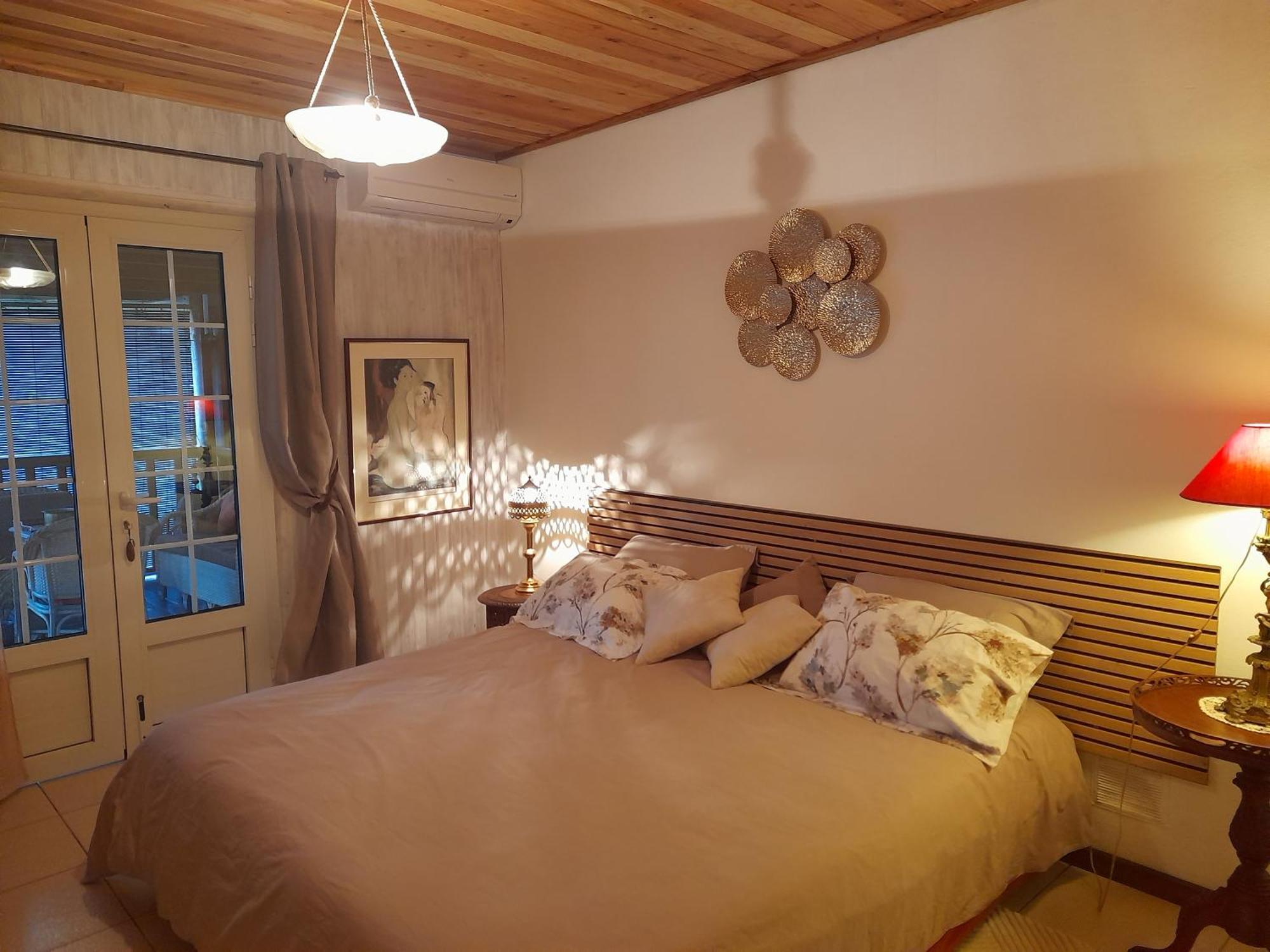 Le Val Rambaud Bed and Breakfast Saint-Denis Eksteriør billede